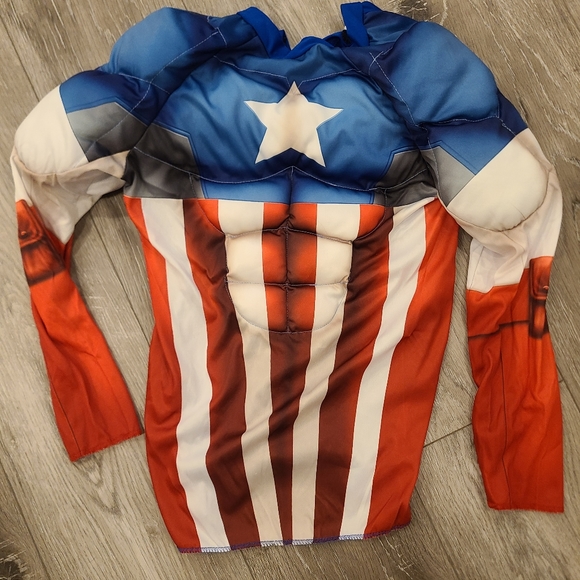 Halloween Costume  - Captan America - Picture 5 of 5